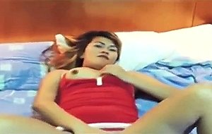 Festive asian babe cindy gets a holiday creampie