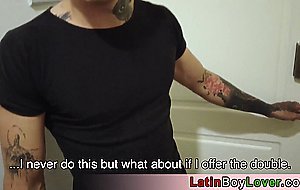Amateur latin stud Axel anal fucked bareback for money