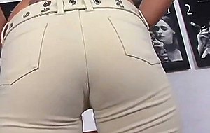 Big tits and a juicy ass to bang