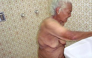 HELLOGRANNY Homemade Latina Ladies Feed Made of Online Content