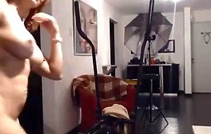 AMATEUR SEXY EUROPEAN ASS AND PUSSY