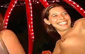 Extreme booty shake contest - omg