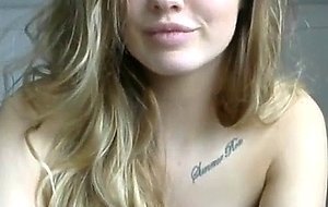 Home D20 - Very hot girl