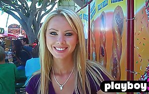 Stunning big boobs blonde MILF shows boobs after amazing posing action