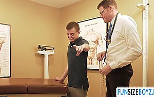 Twink Ian gets his first anal fucked by perverted doctor