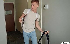 Johnny ant believe this sexy twink Tannors deepthroating skills