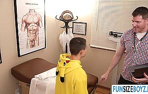 Horny doctor bareback fuck Austin tight wet ass