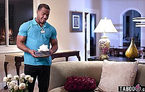 Wife Anna de Ville wanted to try anal sex with her black BBC husband