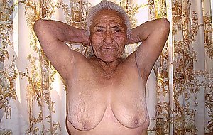 HELLOGRANNY Latin Grannies Show Curves In Home Pictures