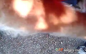 maduro me folla en aparcamiento oldman fuck parking