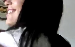 Geiler Quicki auf dem Kuechentisch