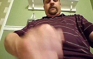 Str8 daddy bear stroke his meat
