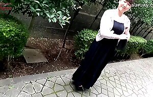 A super perverted young wife in her 30s walks with a vi