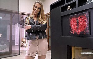 Alexis crystal, jaelous wife