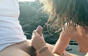Blondieblow, risky public bj on the beach near the people