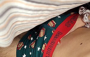 Victoria sign, i didn't expect that she will start jerking me off under the covers
