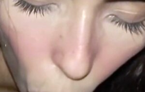 Hotlovers420, my beautiful girlfriend gives me a bj