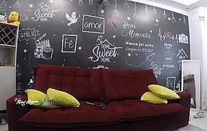 Hot wife thay ksada was recognized by the delivery man, she lets him suck her on the living