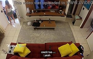 Hot wife thay ksada was recognized by the delivery man, she lets him suck her on the living