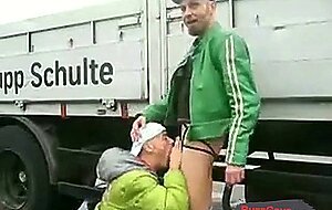 Amateur Outdoor Ficken mit Zwei Deutschen