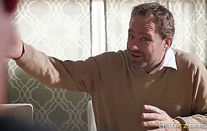 Sneaky mom clueless dad, Bill Bailey, Joslyn James