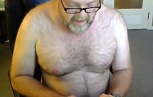 Daddy Bear Eats His Own Cum
