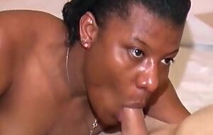 Colombian Amateur Marcela's Blowjob and Facial
