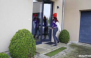 College tomboy fucks nerd, Raul Costa, Sofia The Bum