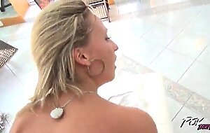 Povbitch horny milf blonde suck cock until cum in her mouth and swallow