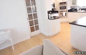 Euro milf big tits blonde and giantess mom shrink cherie deville in