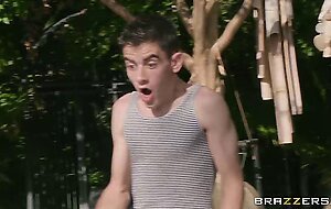 Lisa's pool boy toy, Jordi El...