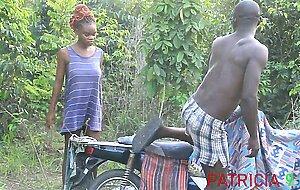 Crazy outdoor moment with my bike rider in the bush