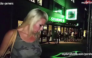 Heisses anal Treiben in der Kuche und im Bad