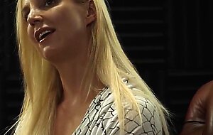 Blonde Milf fucks 5 guys at the same time