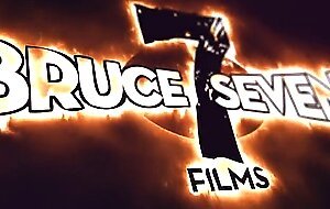 BRUCE SEVEN - Buttslammin hotties are getting freaky in this hot scene