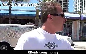 Amateur chick takes money for a fuck 21