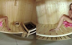 TmwVRnet - Sarah Kay - SAUNA EXPERIENCE