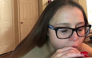 18 y/o Stephanie Vixen comes home craving daddys cock