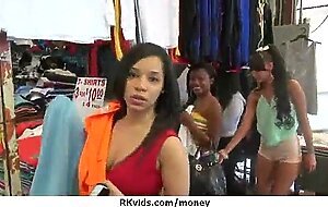Amateur has sex for some quick cash 30