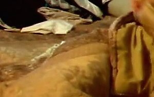 Mommy afton - bed mommy