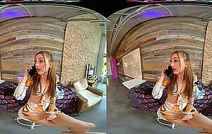 VRHUSH Kendra Cole invites her date over for another round