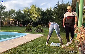 I Fuck the Personal Trainer for free lessons! in full view of the Neighbors in their Quinta