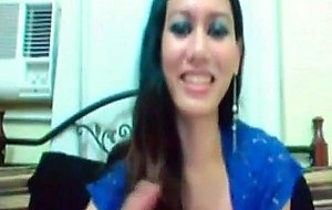 Tranny jerking off and eating her spunk