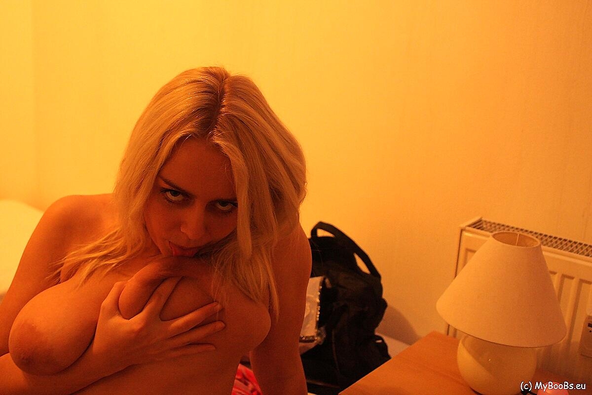 Blonde Solo Girl Melissa Mandlikova Bares Her Big Naturals Before Masturbating Big-Tits, Blonde, European, Milf, Reality