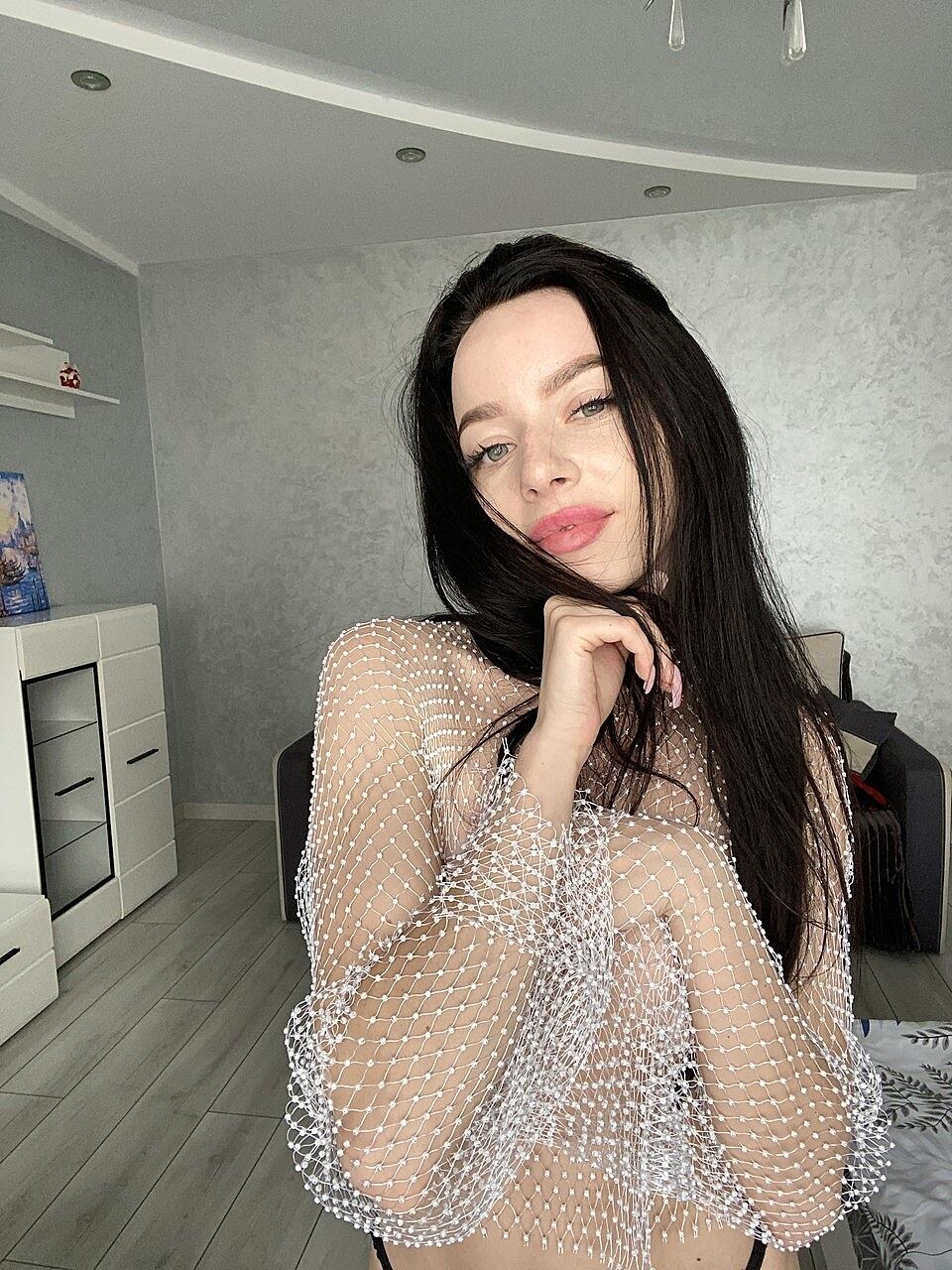 Jewelry Bonney Free Bonney Jewelry Amateur, Brunette, Cute, Natural-Tits, Skinny