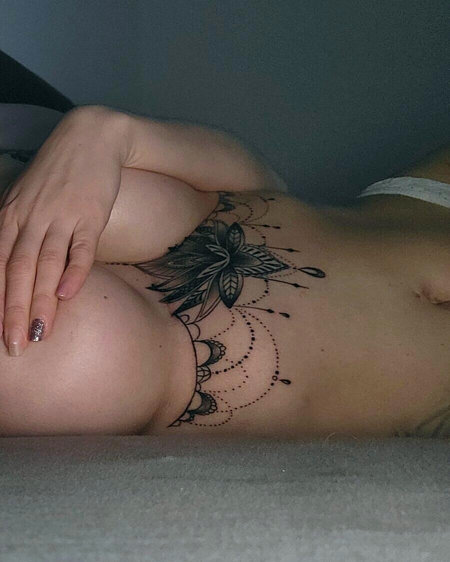 Sexy Amateur Babe Ellaonli Touching Her Big Juicy Tits In A Solo Amateur, Babe, Beautiful, Sexy, Solo
