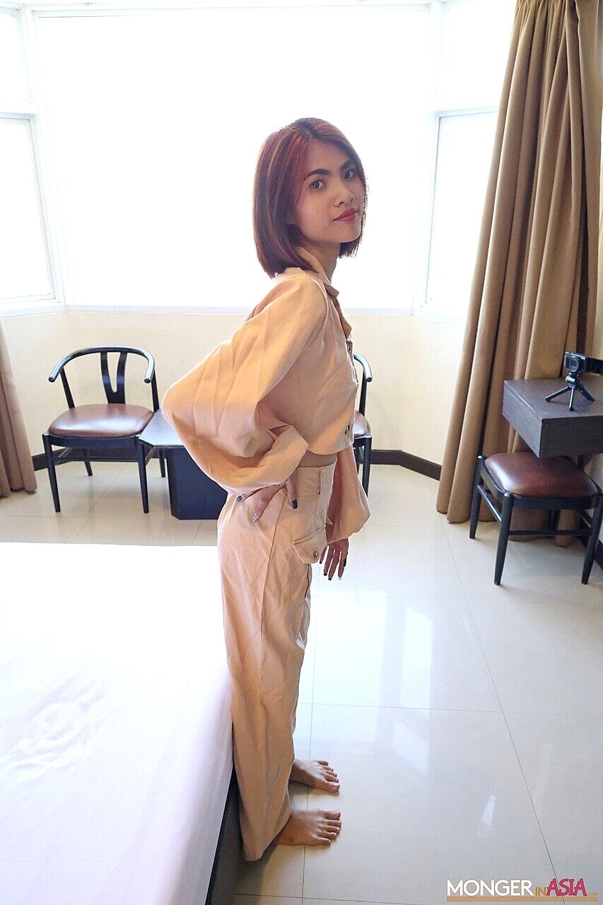 Pretty Skinny Babe Strips Totally Naked And Shows Off Her Sexy Ass Amateur, Asian, Feet, Skinny, Thai