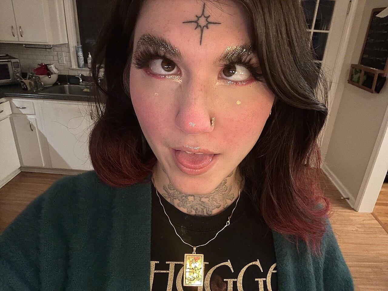 Tattooed MILF & Glittery Anal Play Little Trap Featuring Little Trap Nude Photos Amateur, Babe, Selfie, Skinny, Tattoo