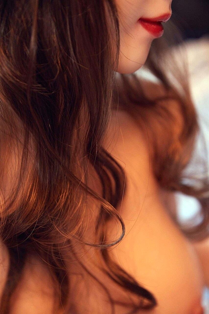 Curvy Brunette Sex Doll Yuiing Shows Her Big Tits And Gets Nailed From Behind 
