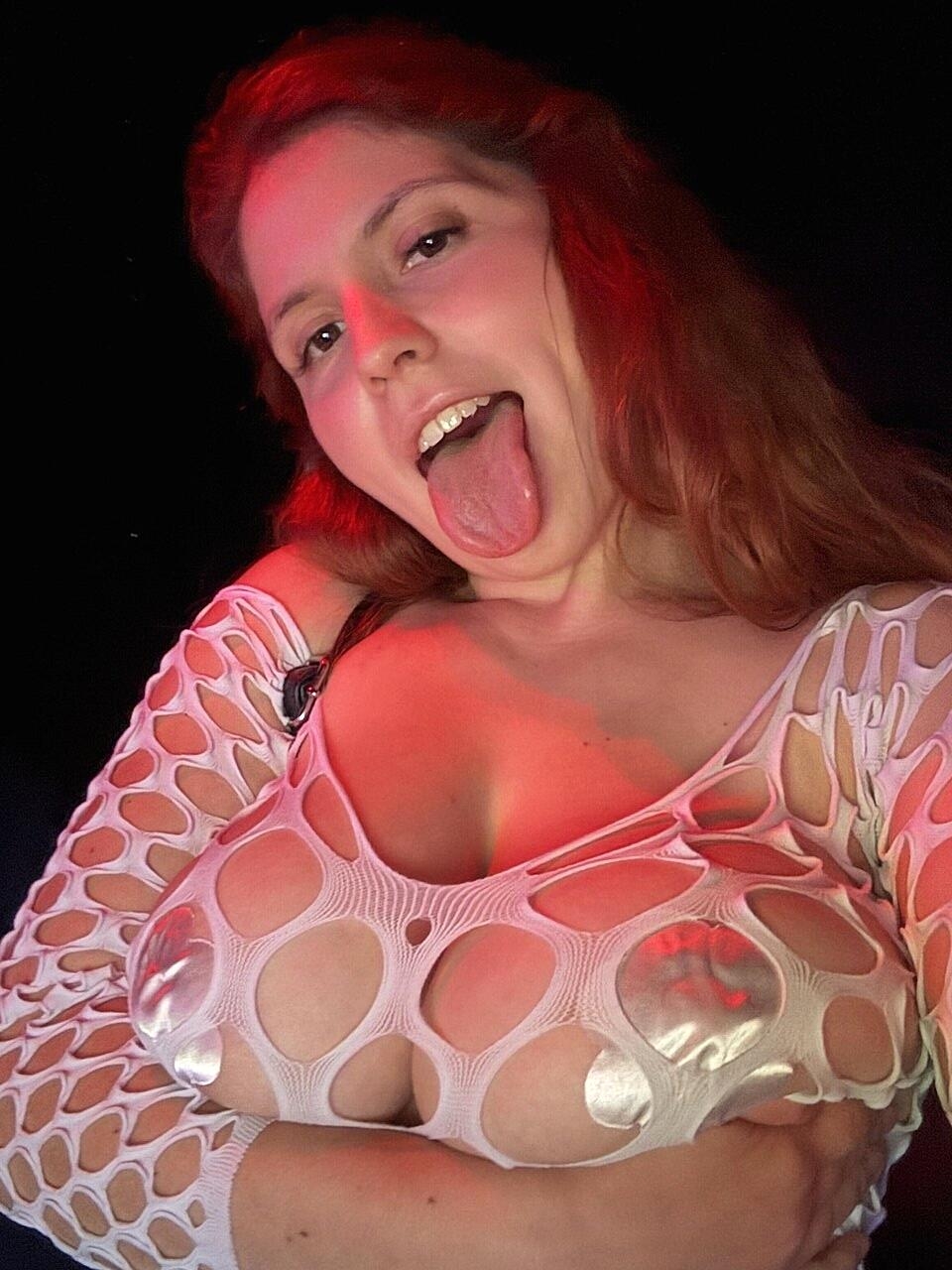 Nina Capel Nina Capel Bbw, Big-Tits, Chubby, Curvy, Thick
